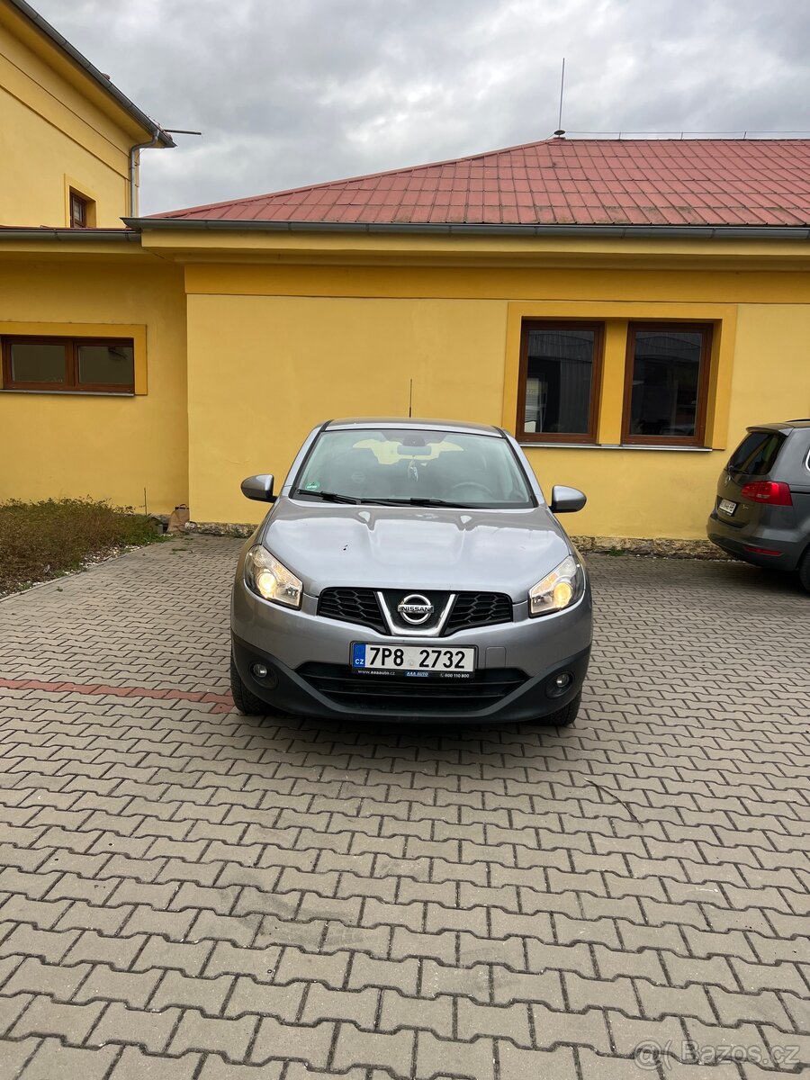 Nissan Qaskai j 10 1.5 dci 81kw 2012 rok
