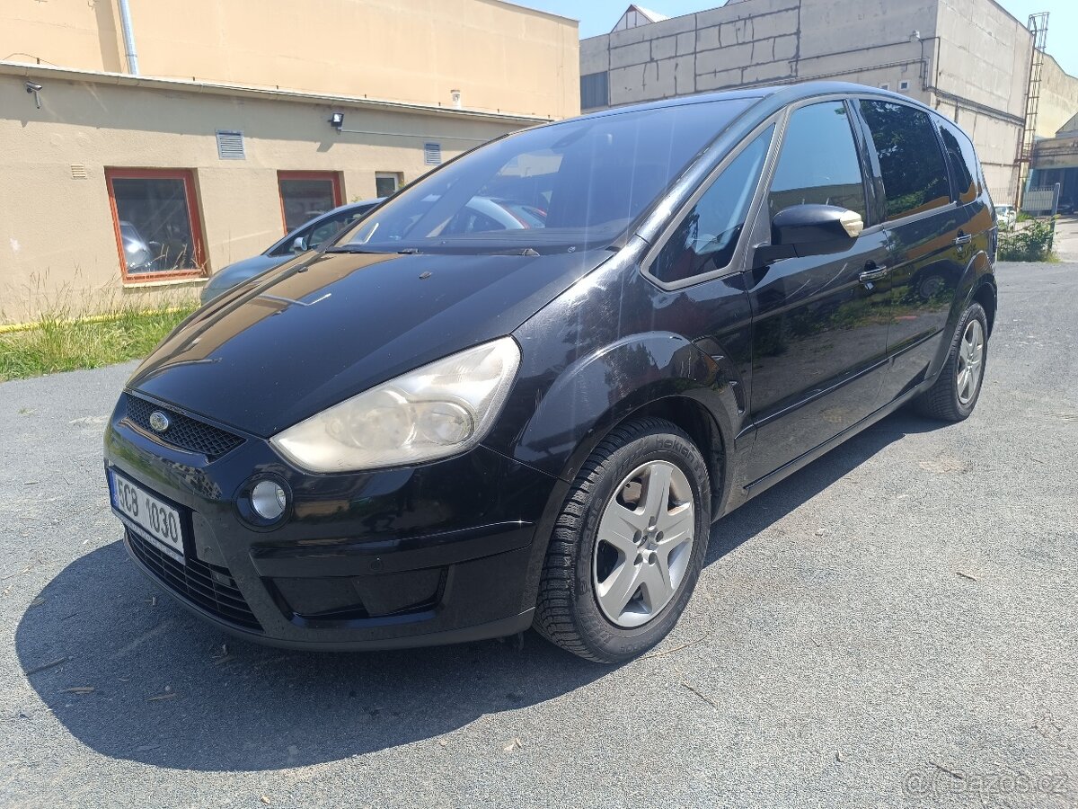 Ford S-MAX 2.0 TDCi 103 kW TITANIUM