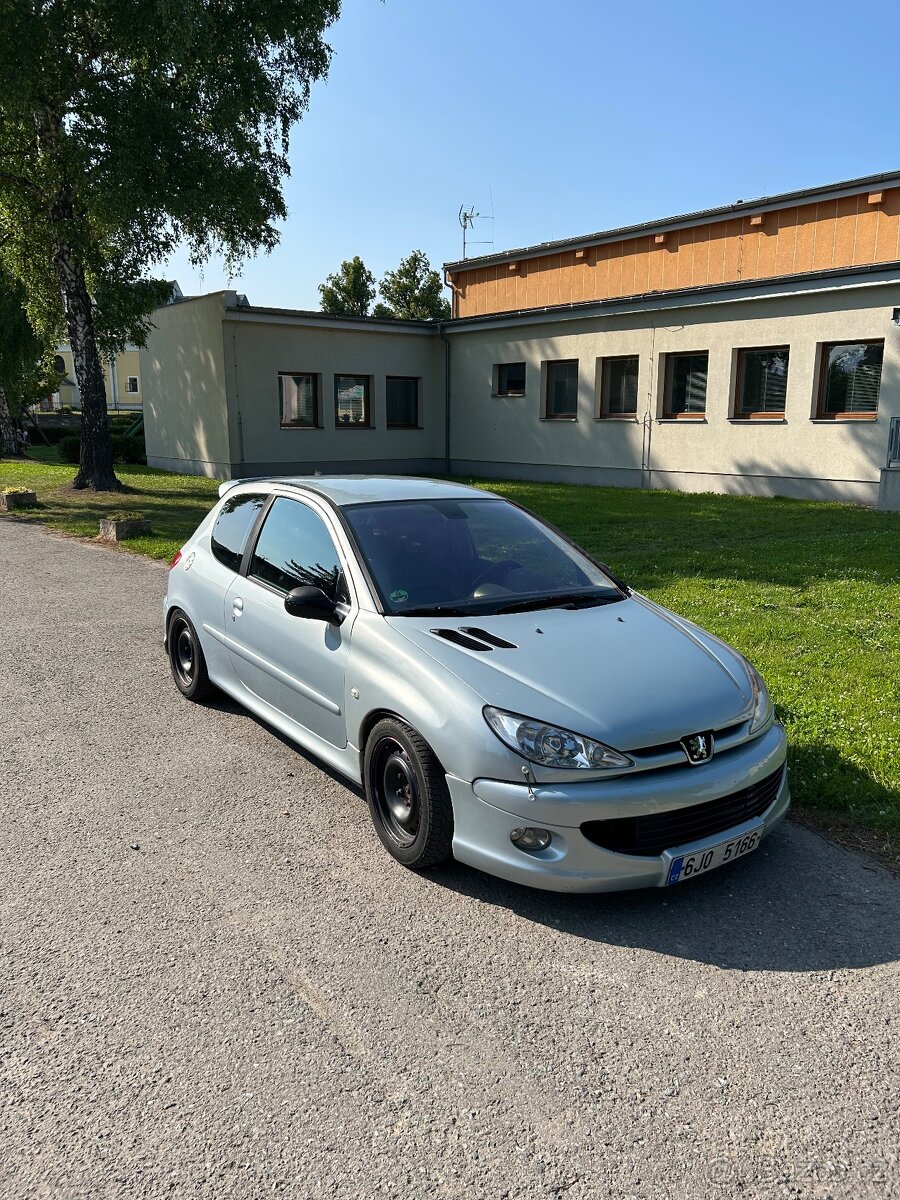 Peugeot 206 gti