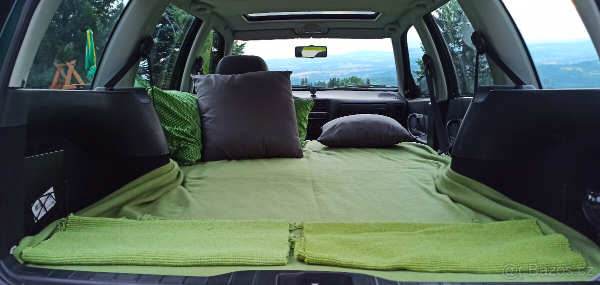 Seat Cordoba Vario – minicamper / surfkára (vyjímečné)