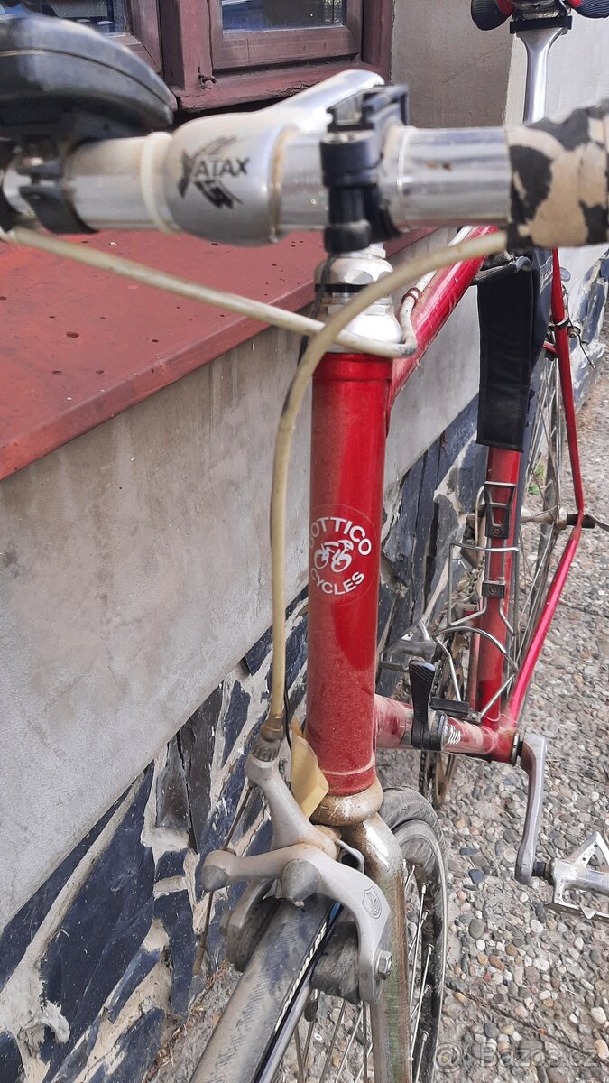 Silniční kolo 60