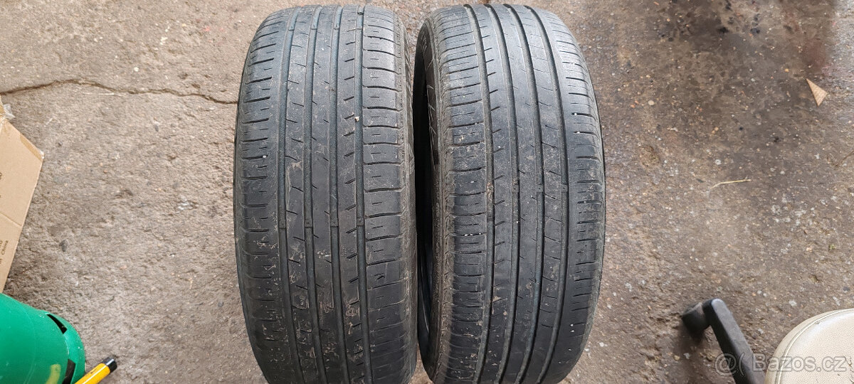 2 letní pneumatiky TRACKMAX 215/55R16 97W 5,00mm DOT 2020