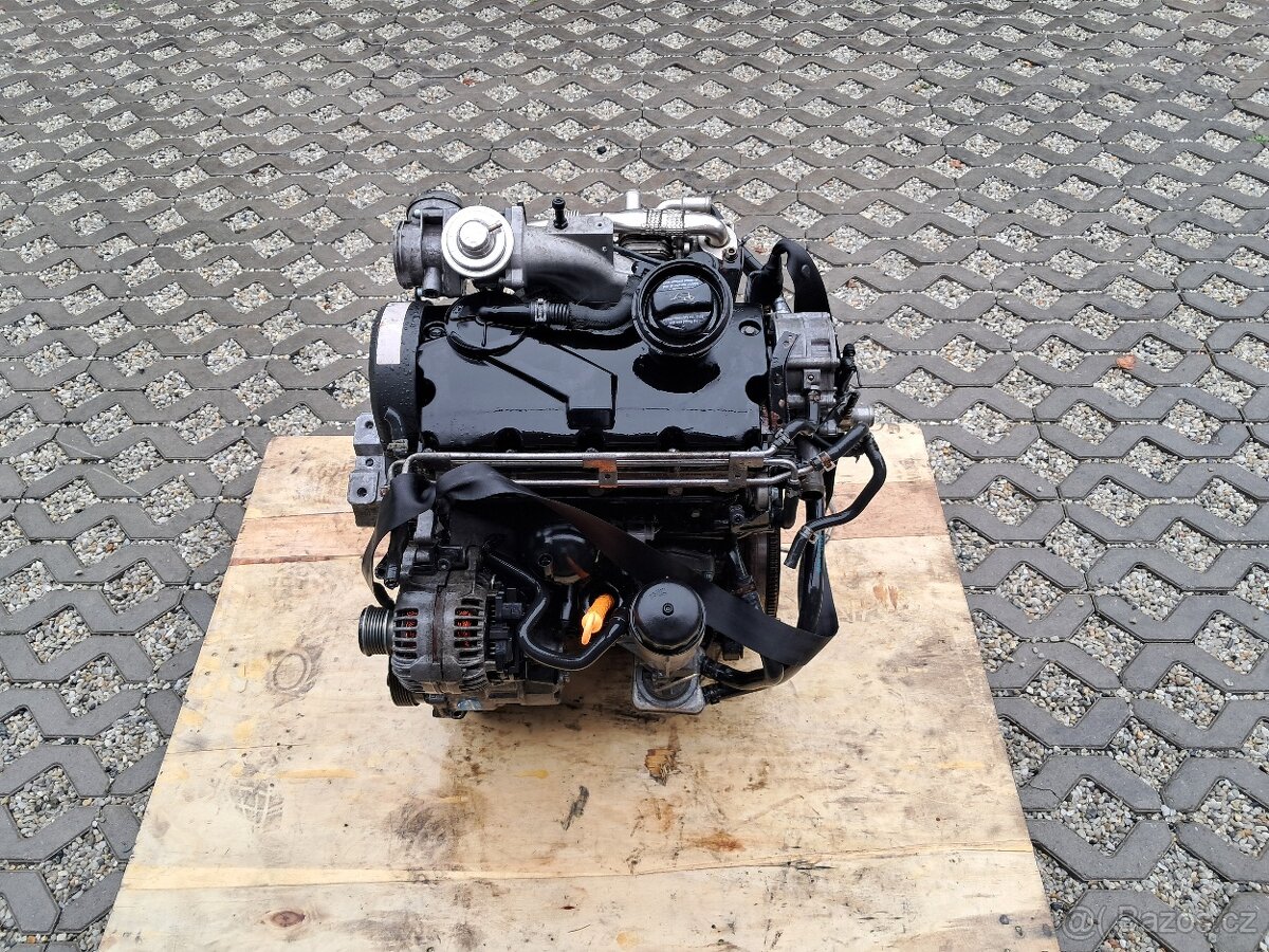 Motor 1,9 tdi 74kw TYP AXR golf Octavia top