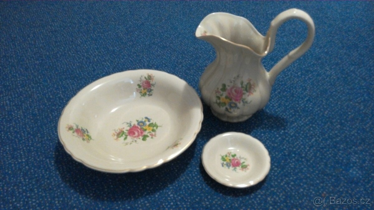 Porcelánová mycí souprava džbán, umyvadlo, mýdlo
