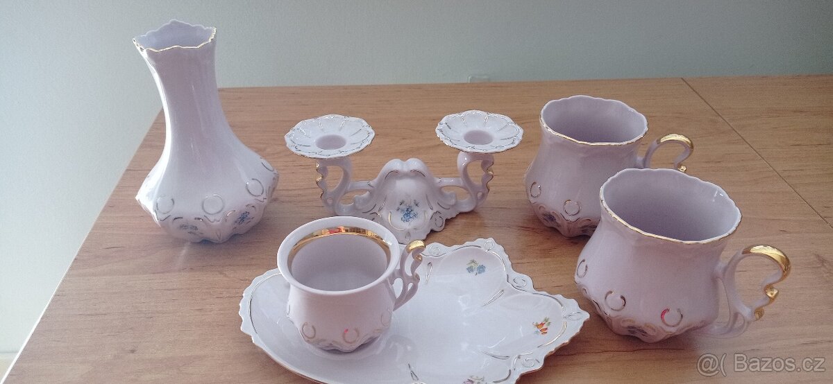 Růžový porcelán, 10 kusů