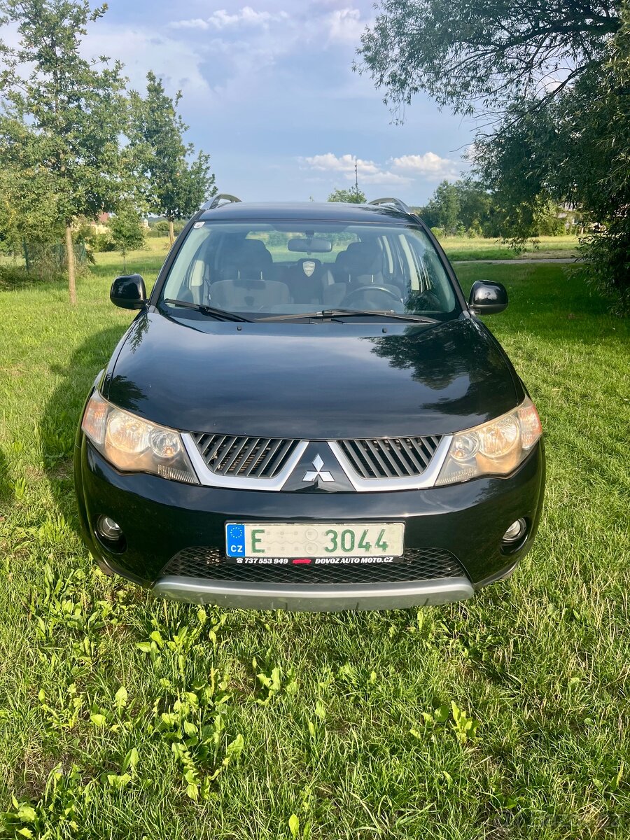 Mitsubishi Outlander 2.4 benzín