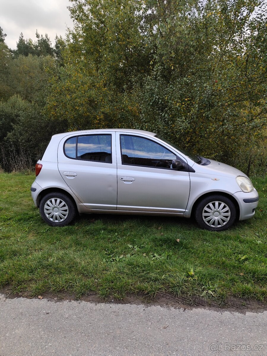 Toyota Yaris 2004 TOP STAV