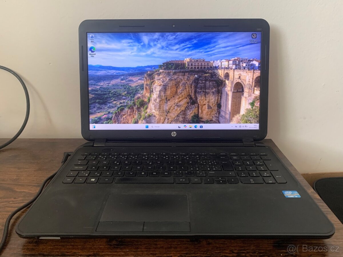 Notebook HP 250, i3, RAM 4 GB, HDD 500 GB, baterka ok