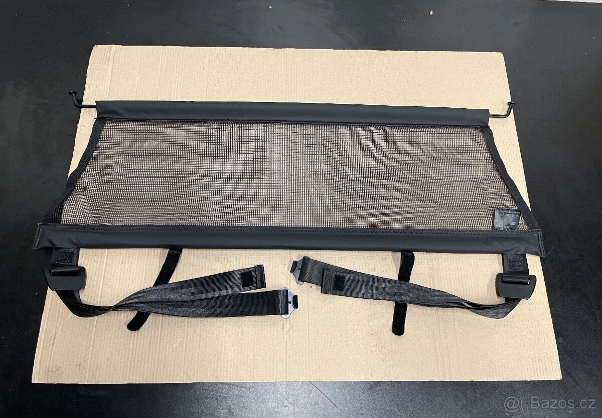 Mercedes GLE dělící síť do kufru