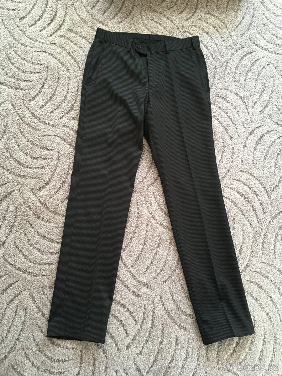 Pánské společenské kalhoty vel.44