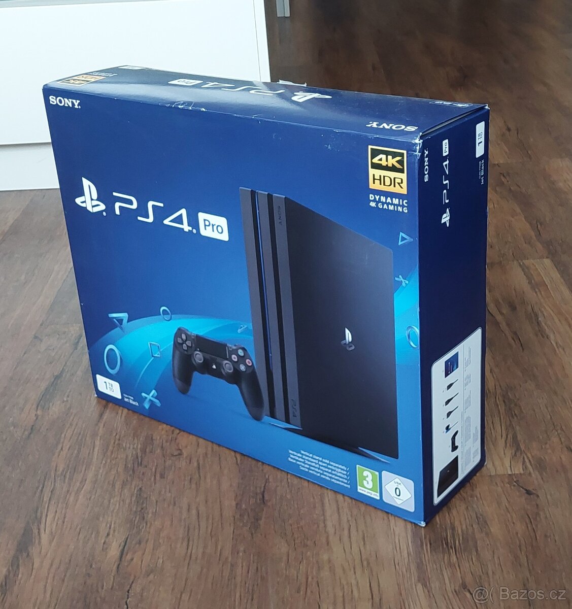 Playstation 4 PRO 1TB v perfektnim stavu