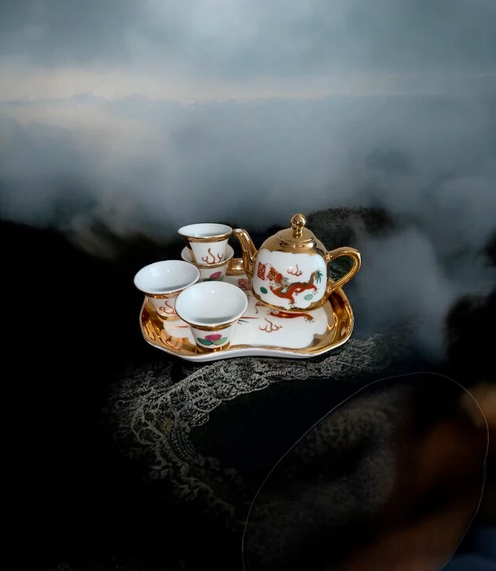 Značený čínský čajový servis porcelánový drak