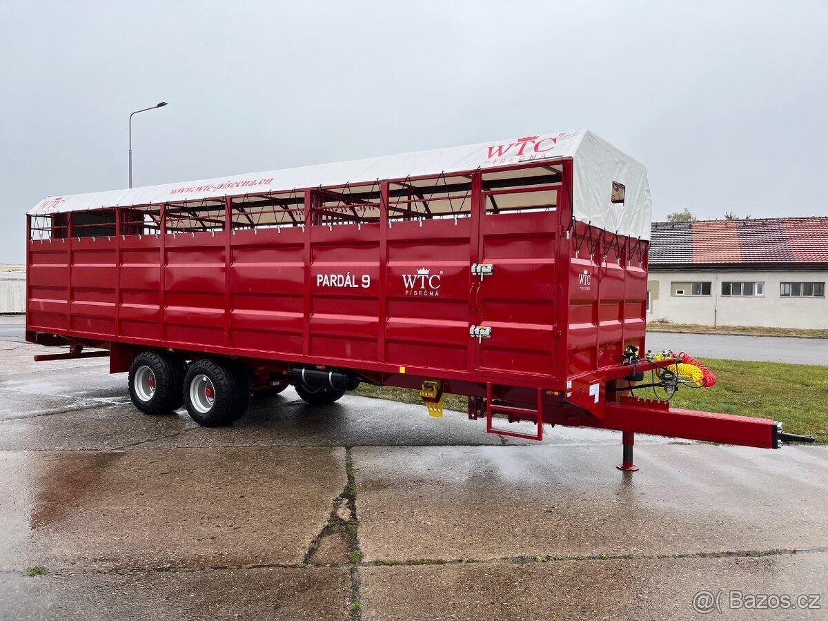 Traktorový přepravník zvířat Pardál 9 - ihned k odběru