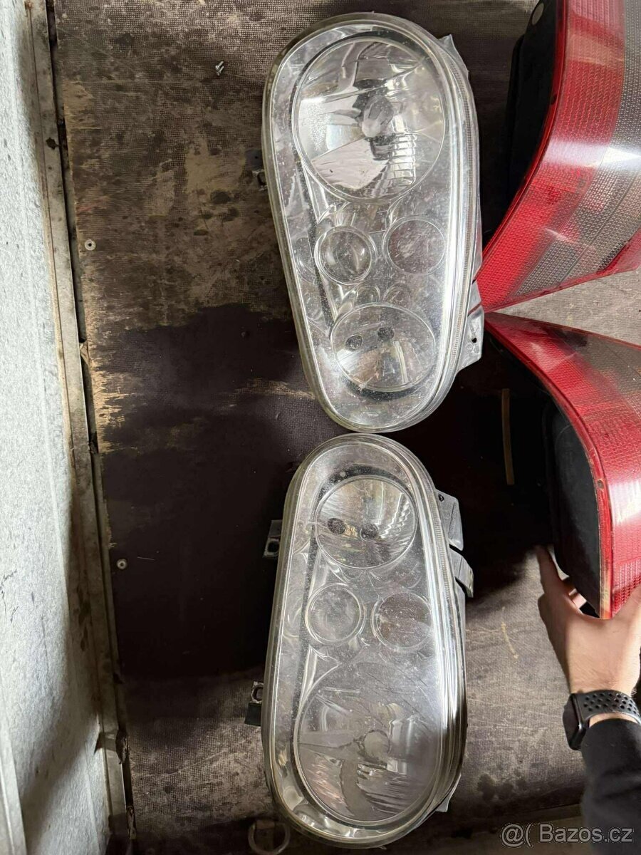 Golf 4 přední světla