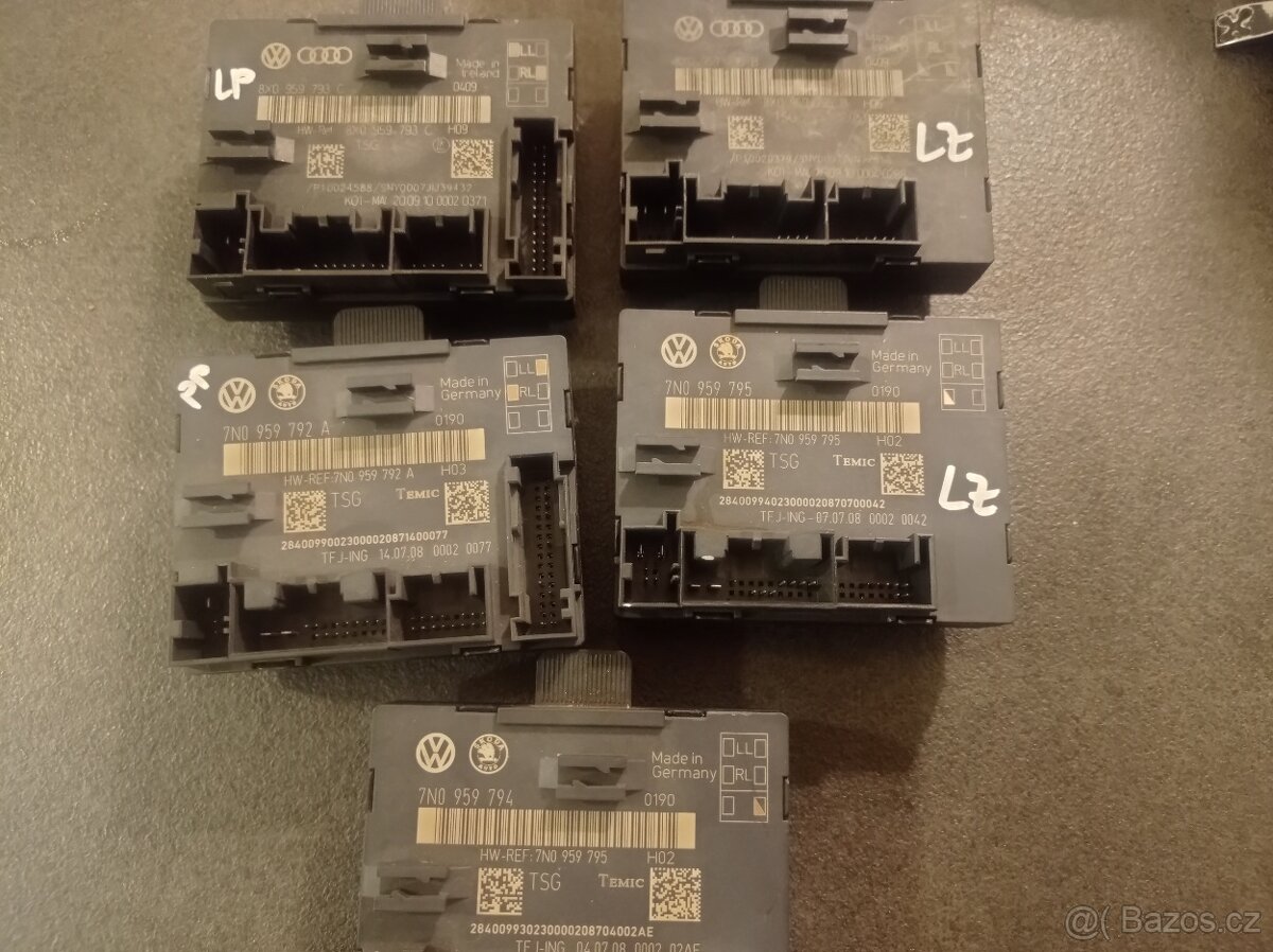 Řídící jednotka dveří Škoda Superb 2