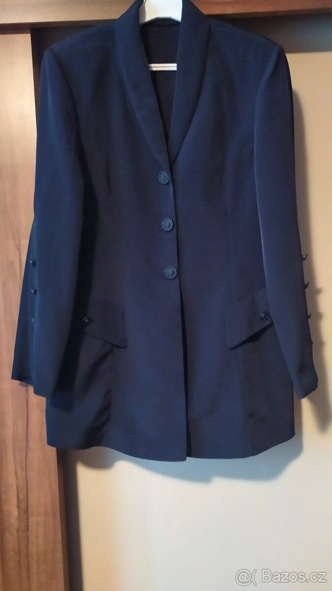 krásné tmavě modré lehké dámské sako