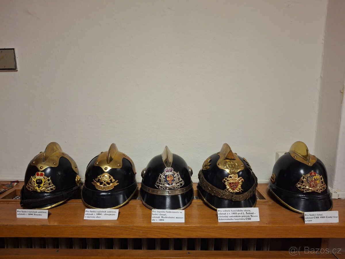 Hasičské helmy
