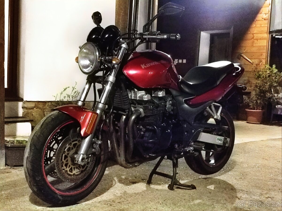 Kawasaki ZR 7