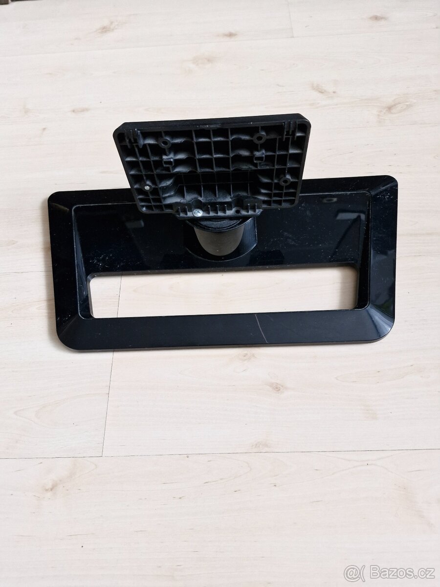 držák monitoru