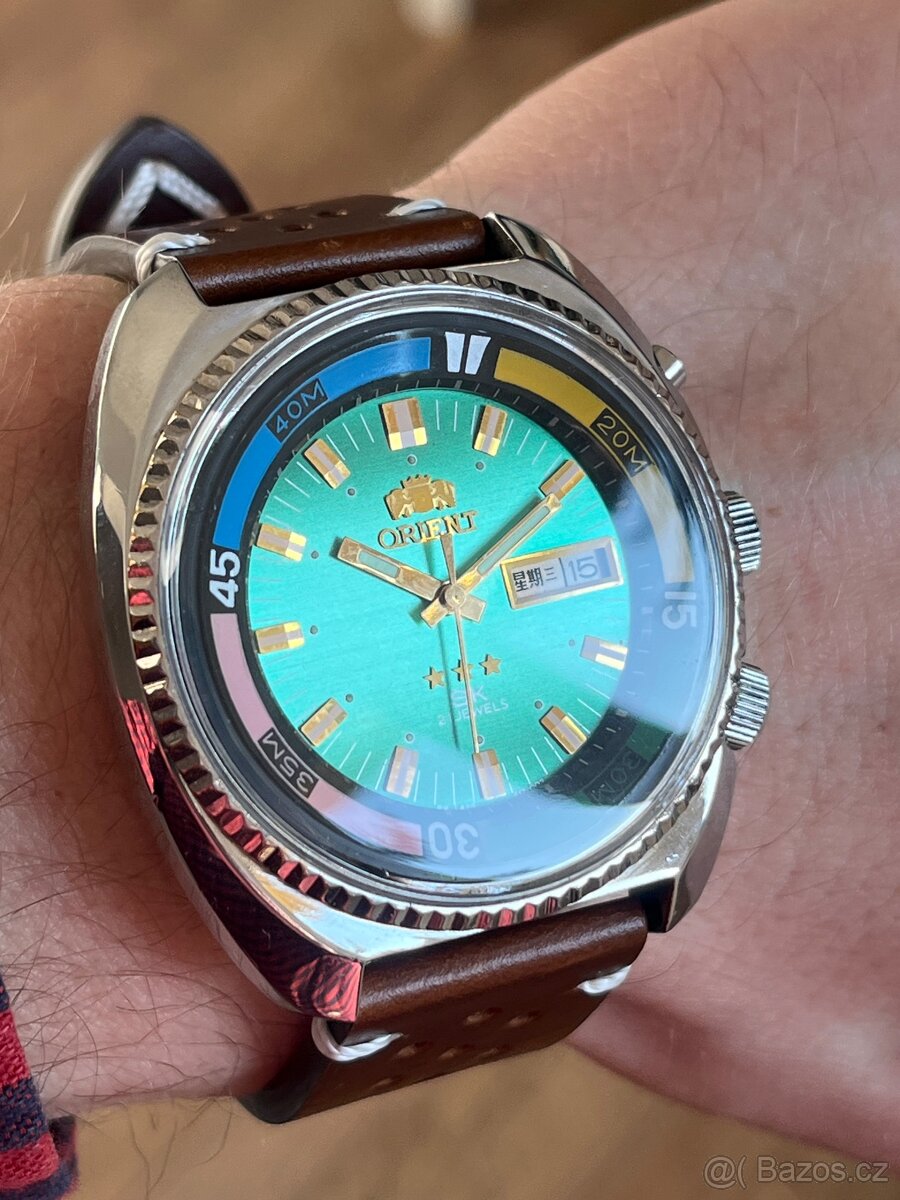 Hodinky Orient SK zelene / masivni
