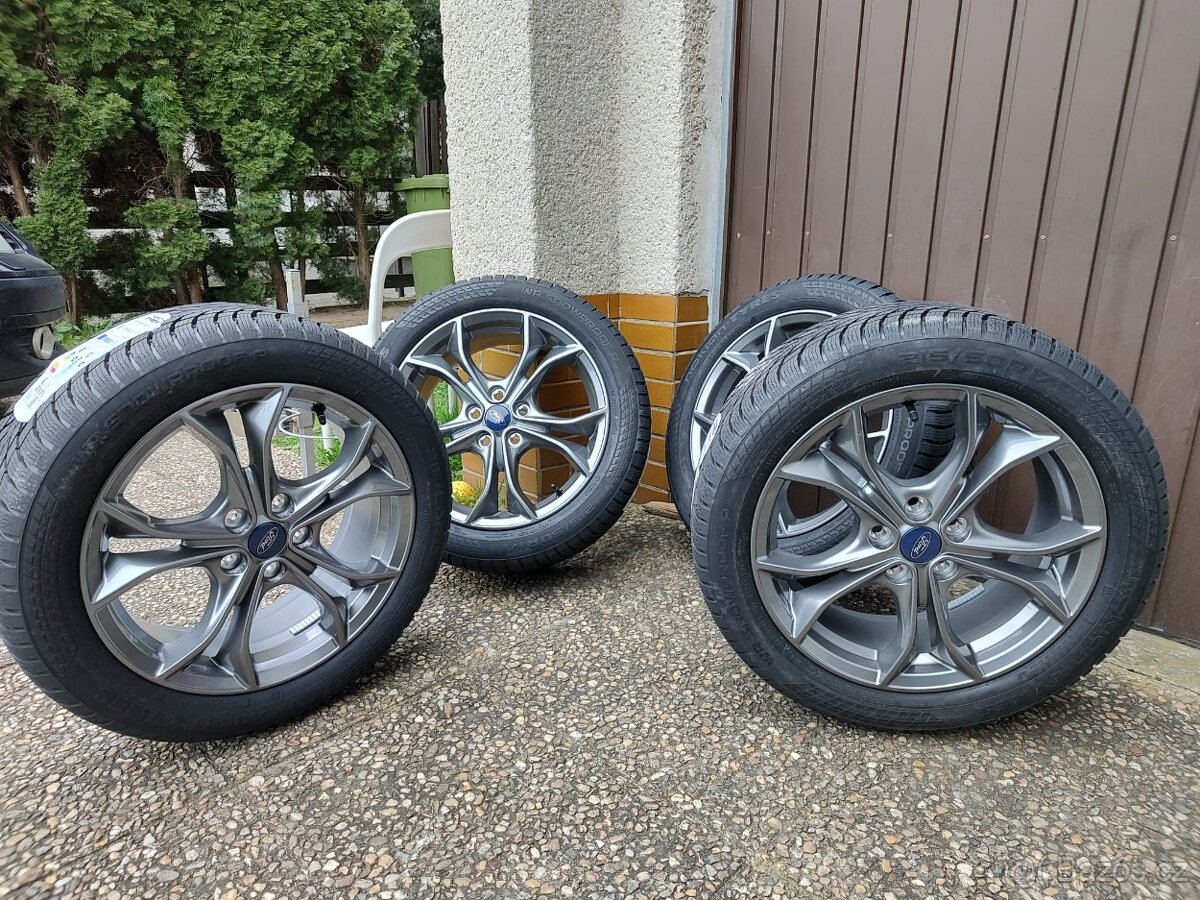 Originální kola Ford + zimní pneumatiky Nokian