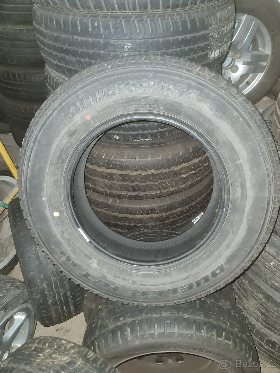 Bridgestone Dueler H/T 205/70 R15 95S