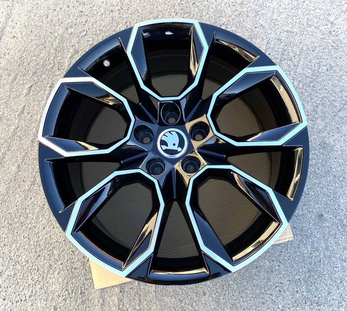 5x112 r18 nové alu kola 18 5x112 ŠKODA