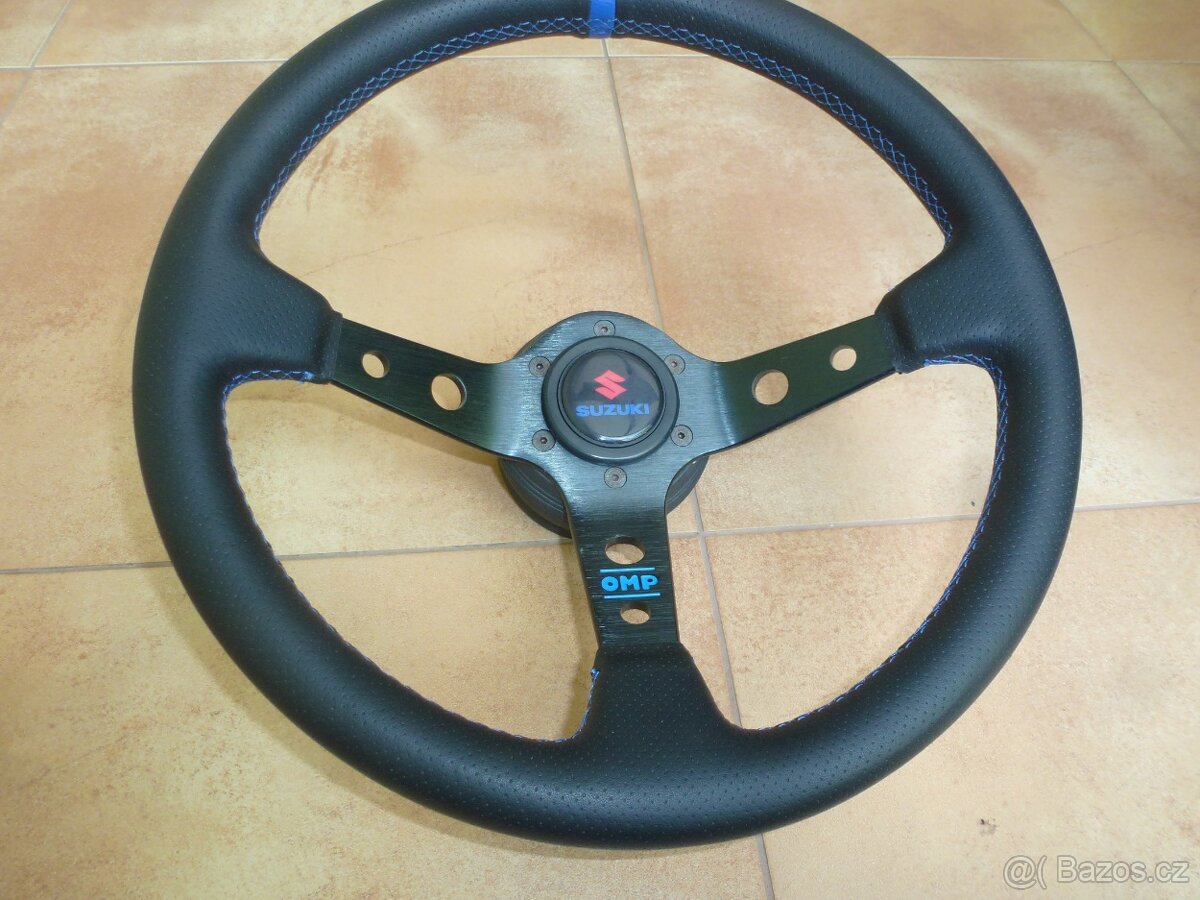 Suzuki Samurai sportovní volant OMP