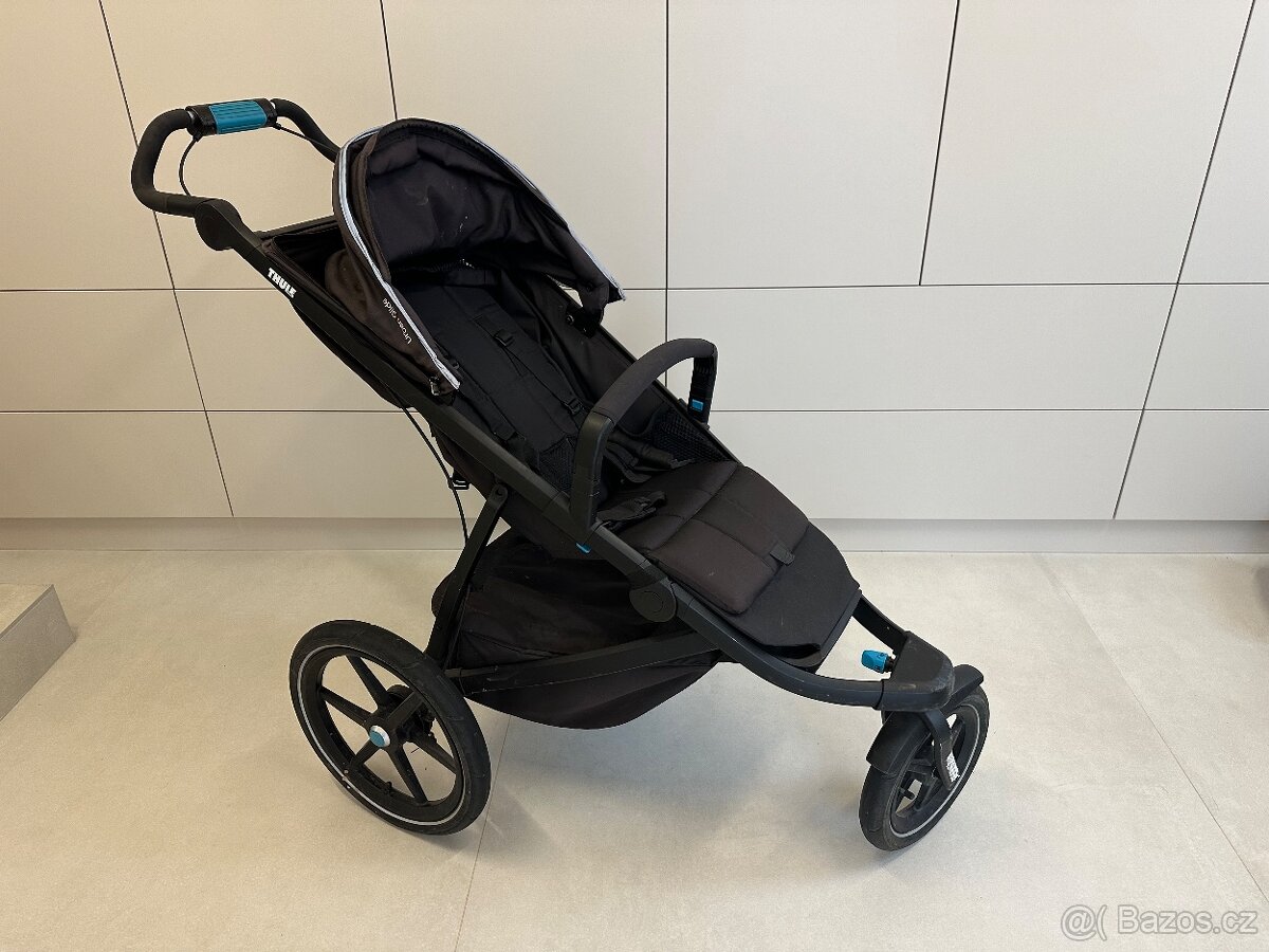 Thule urban glide 2 + korba