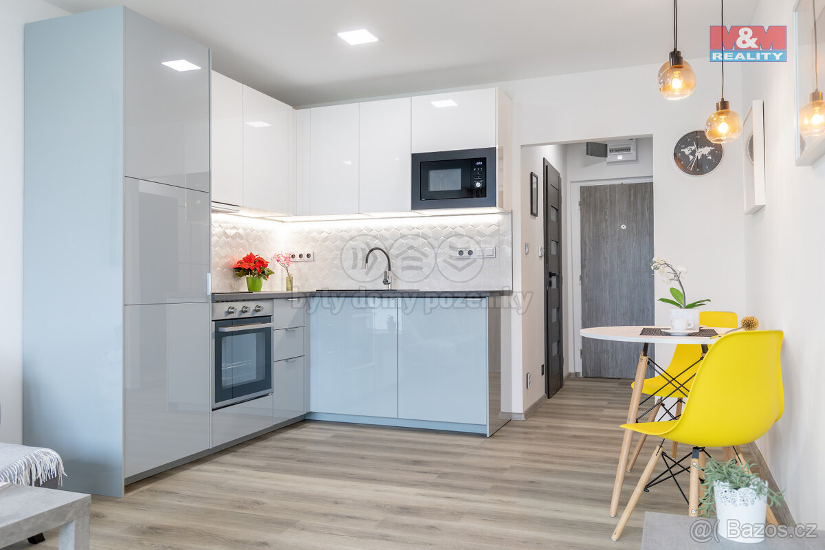 Prodej bytu 1+kk, 29 m², Ostrava, ul. Výškovická