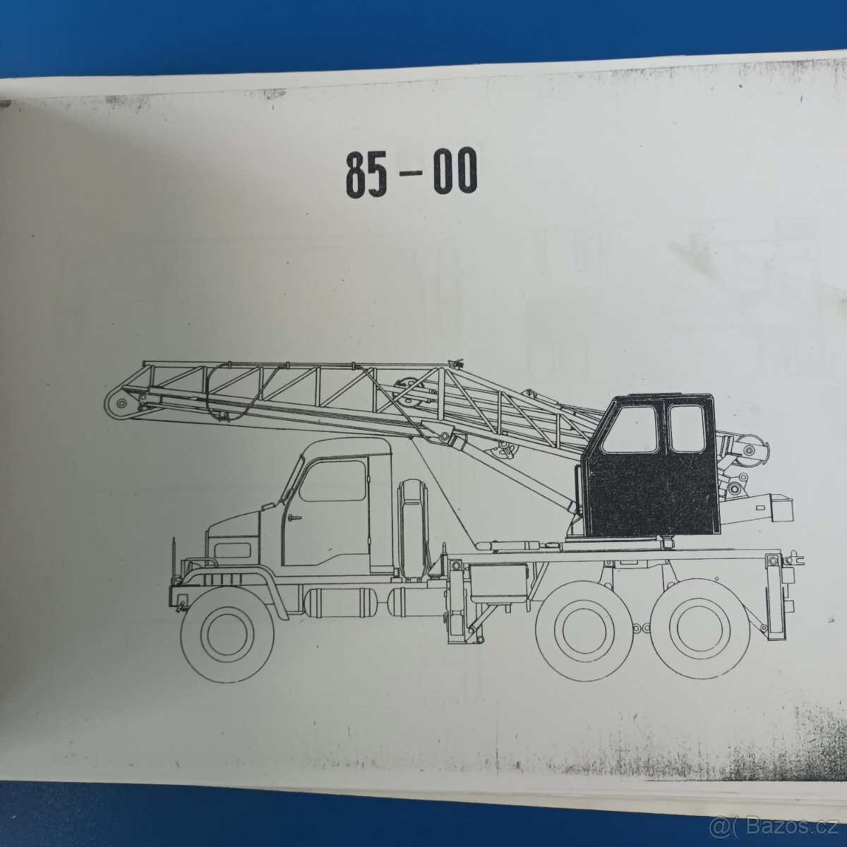AUTOJEŘÁB PRAGA V3S AD-060
