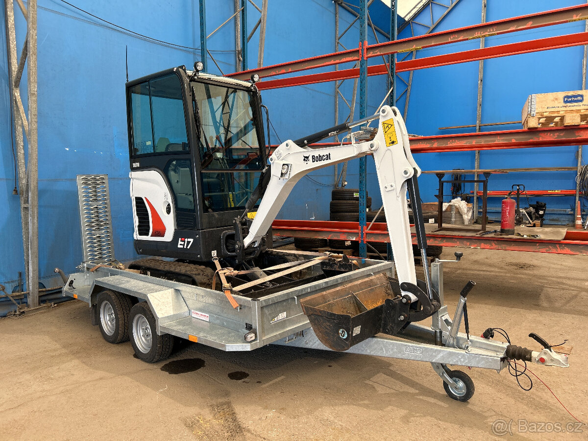 Mini rypaldo Bobcat E17