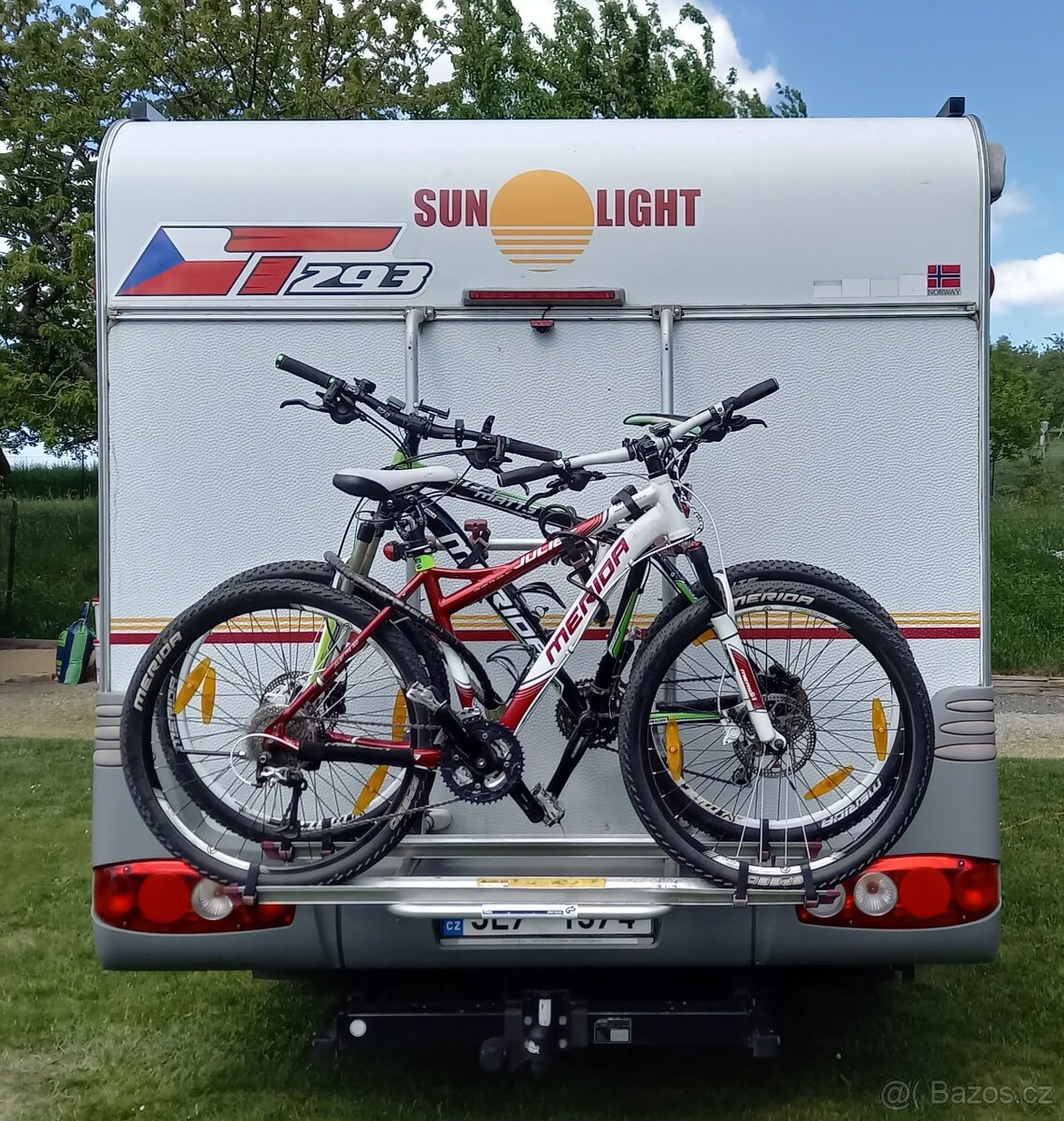 Nosič kol na karavan