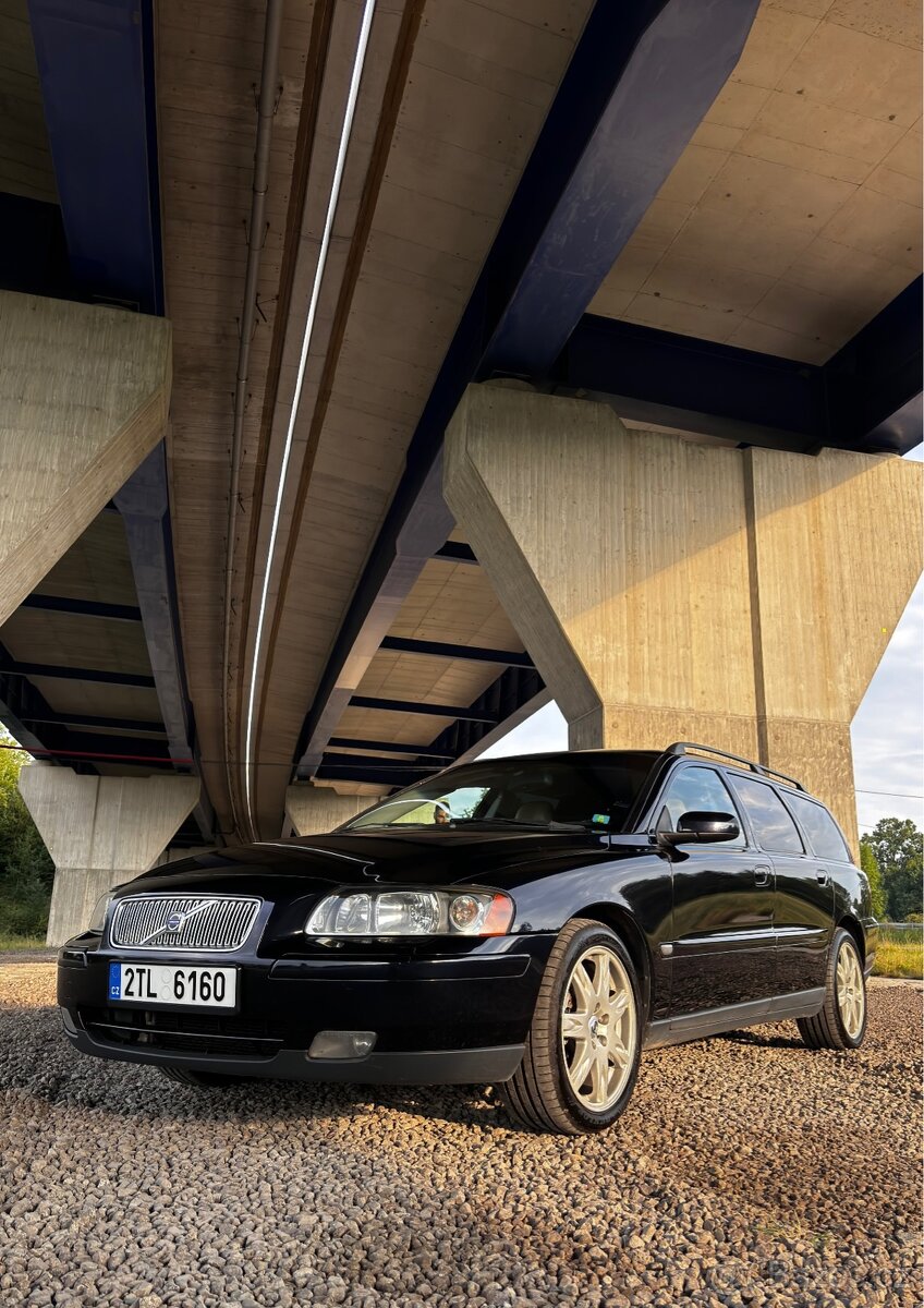 volvo v70 2.4 D5 136kw