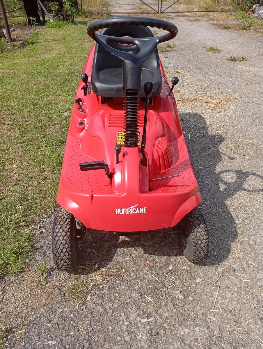 Prodám zahradní Rider Hurricane