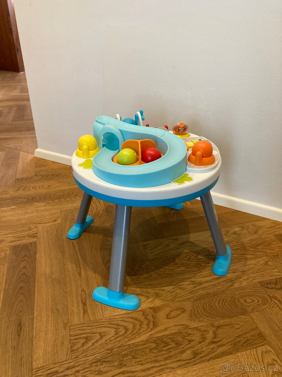 Dětský interaktivní stolek Skip Hop