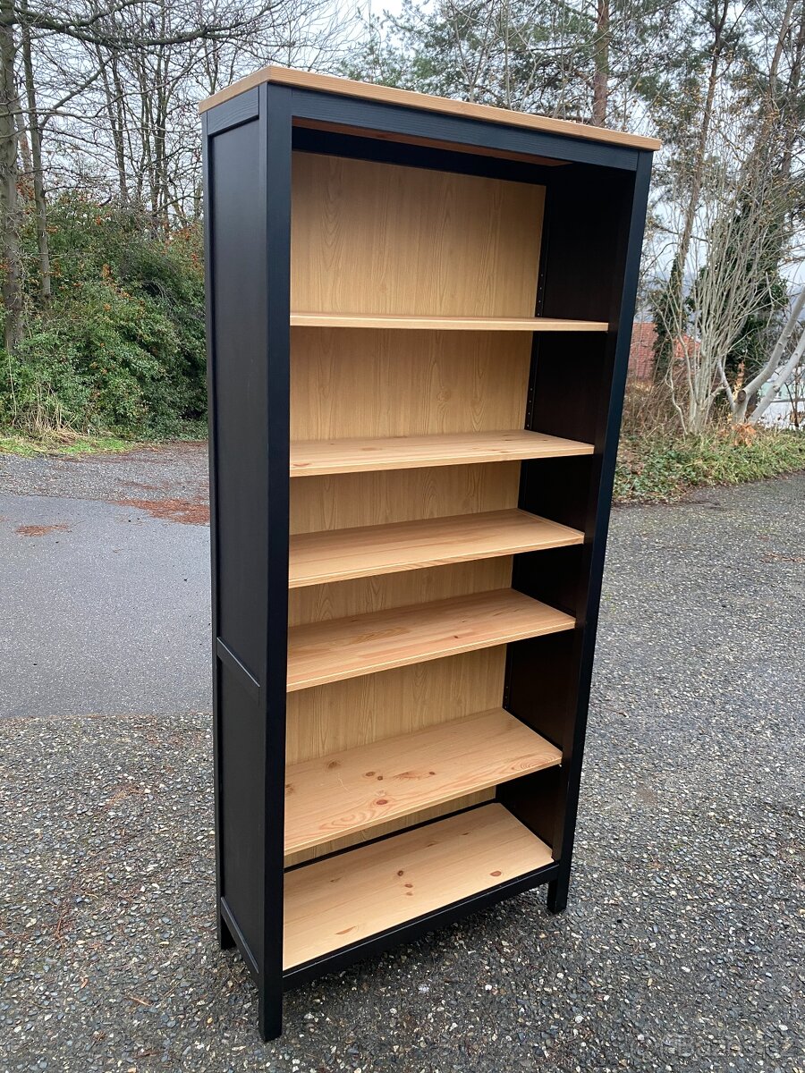 IKEA Hemnes knihovna - černohnědá/přírodní borovice