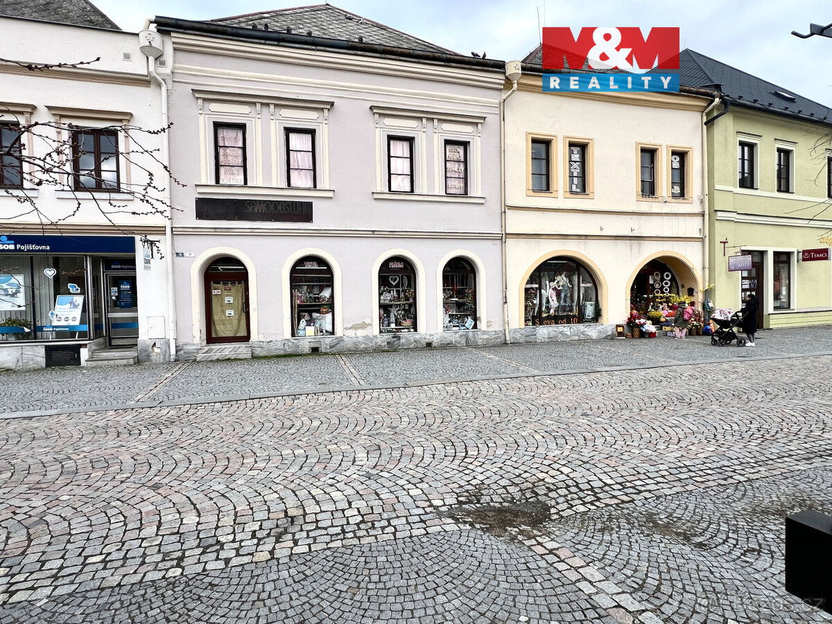 Prodej komerčních objektů, 600 m², Bruntál, ul. nám. Míru