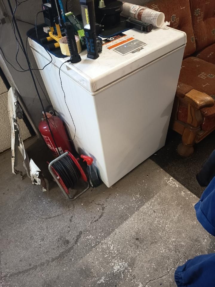 Pultový  Mrazák Whirlpool VH 1410