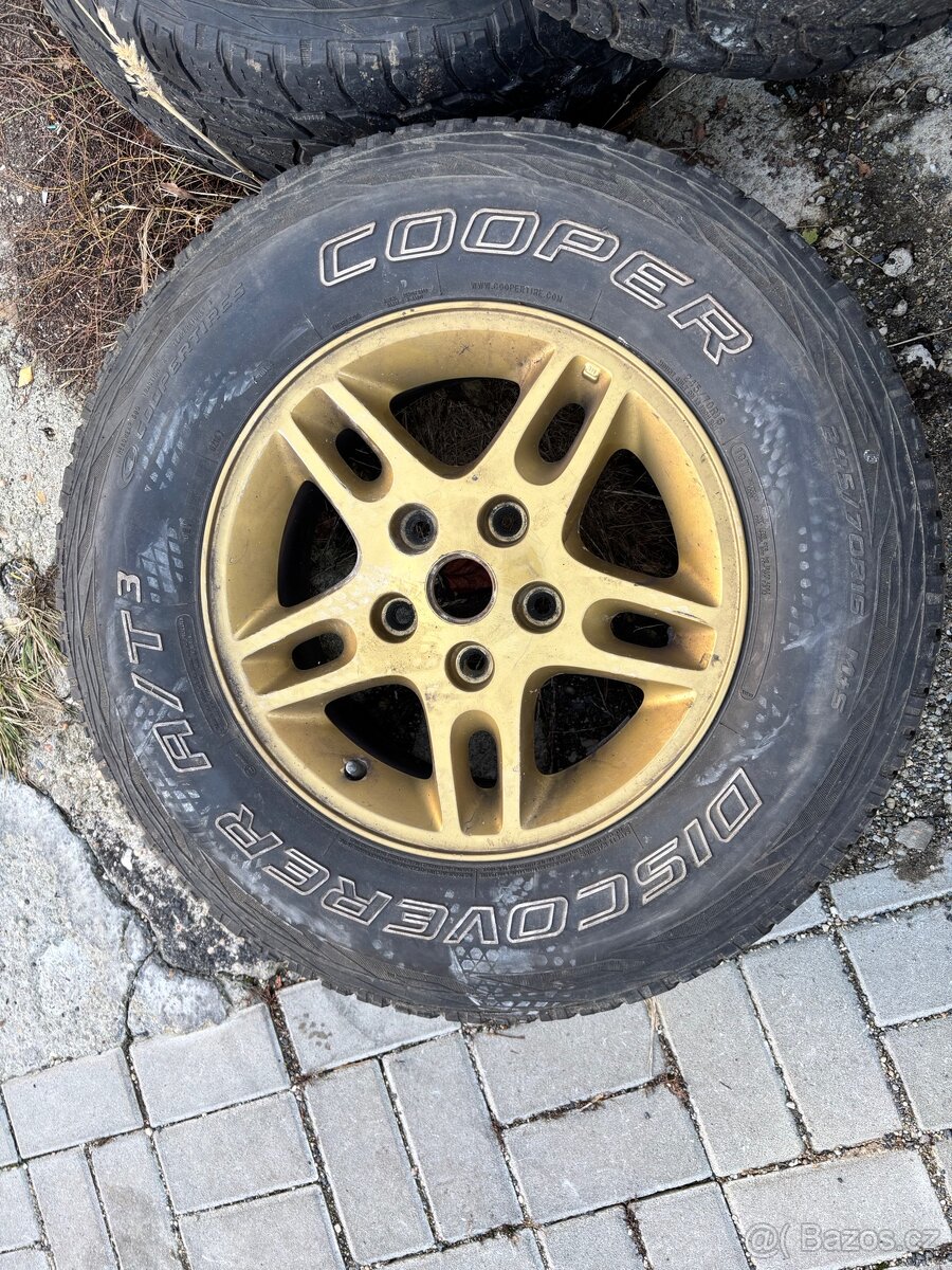 Jeep Grand Cherokee WJ kola R16 A/T pneu