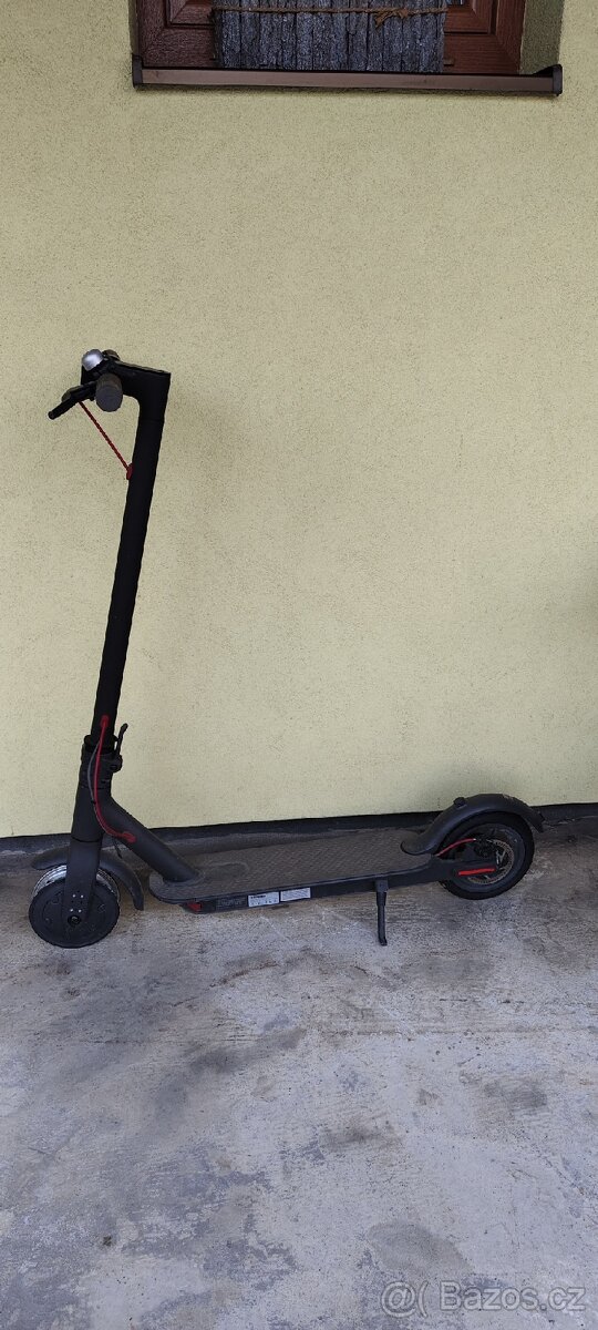 Elektrokoloběžka Scooter xiaomi