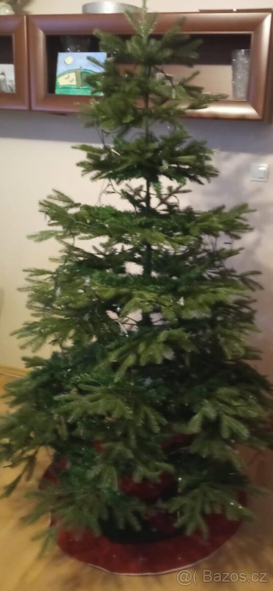 Nový umělý vánoční stromek 180cm.