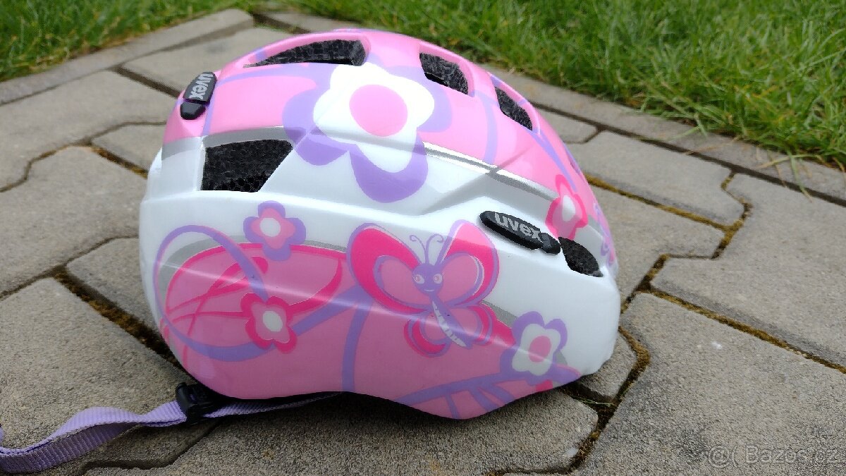 Dětská dívčí cyklo helma Uvex kid 2 vel.46-52