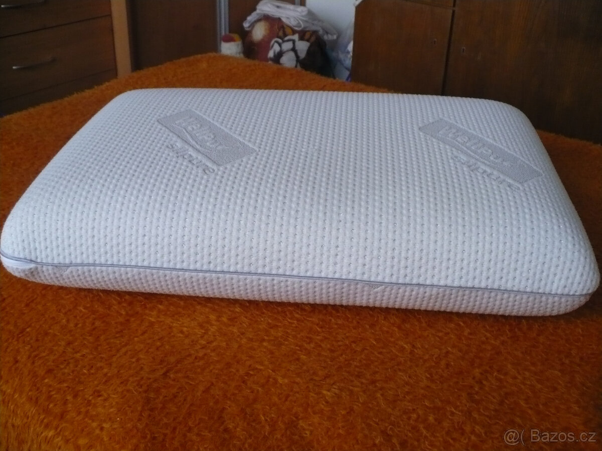 Polštář Wellpur 40x60 cm.