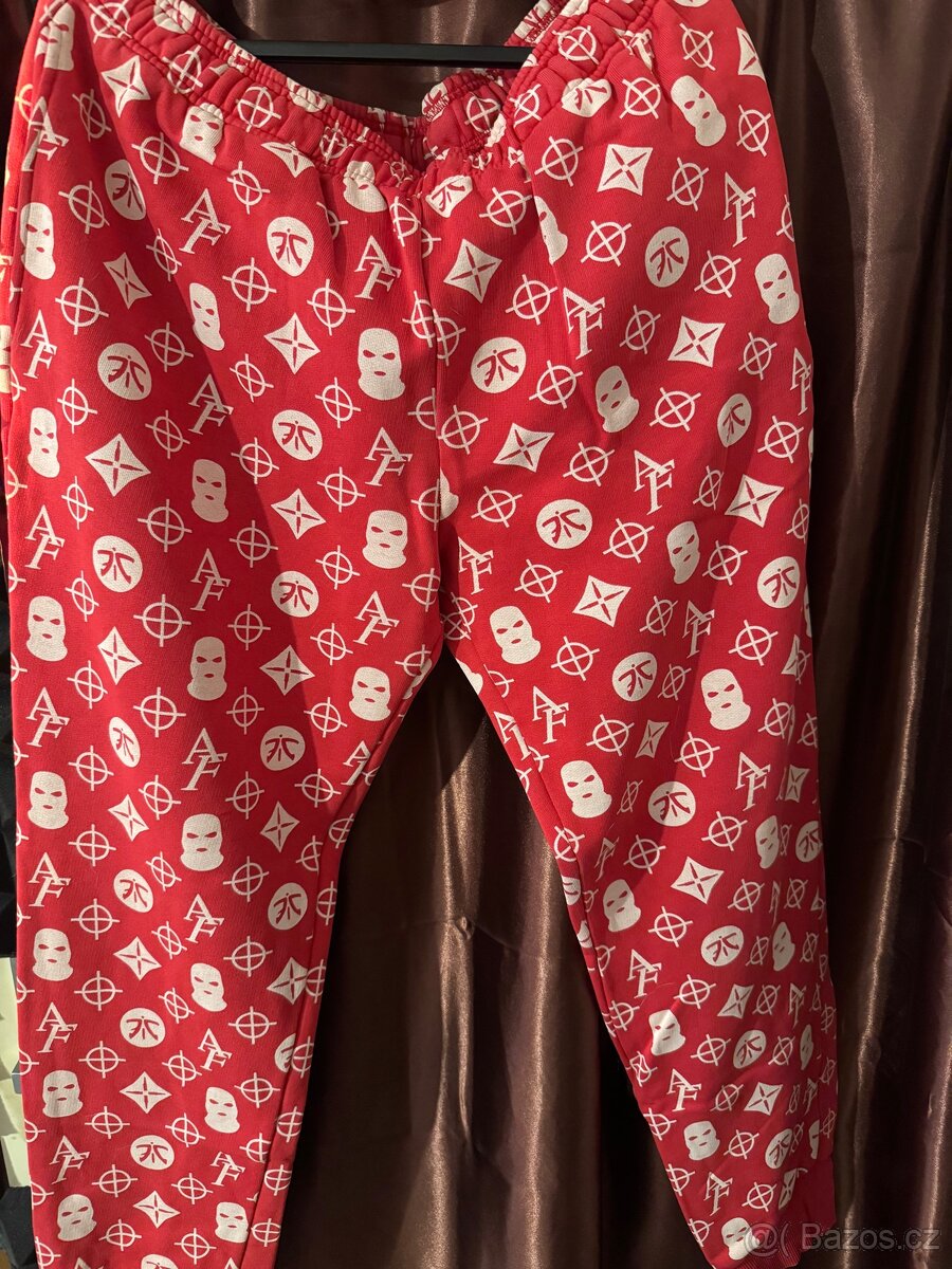 Tepláky Anomaly X Fnatic