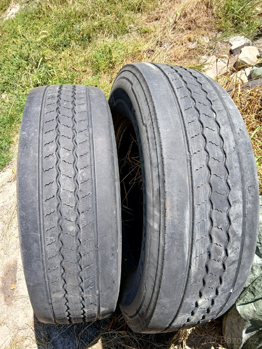 Vodící 315/70 R22,5