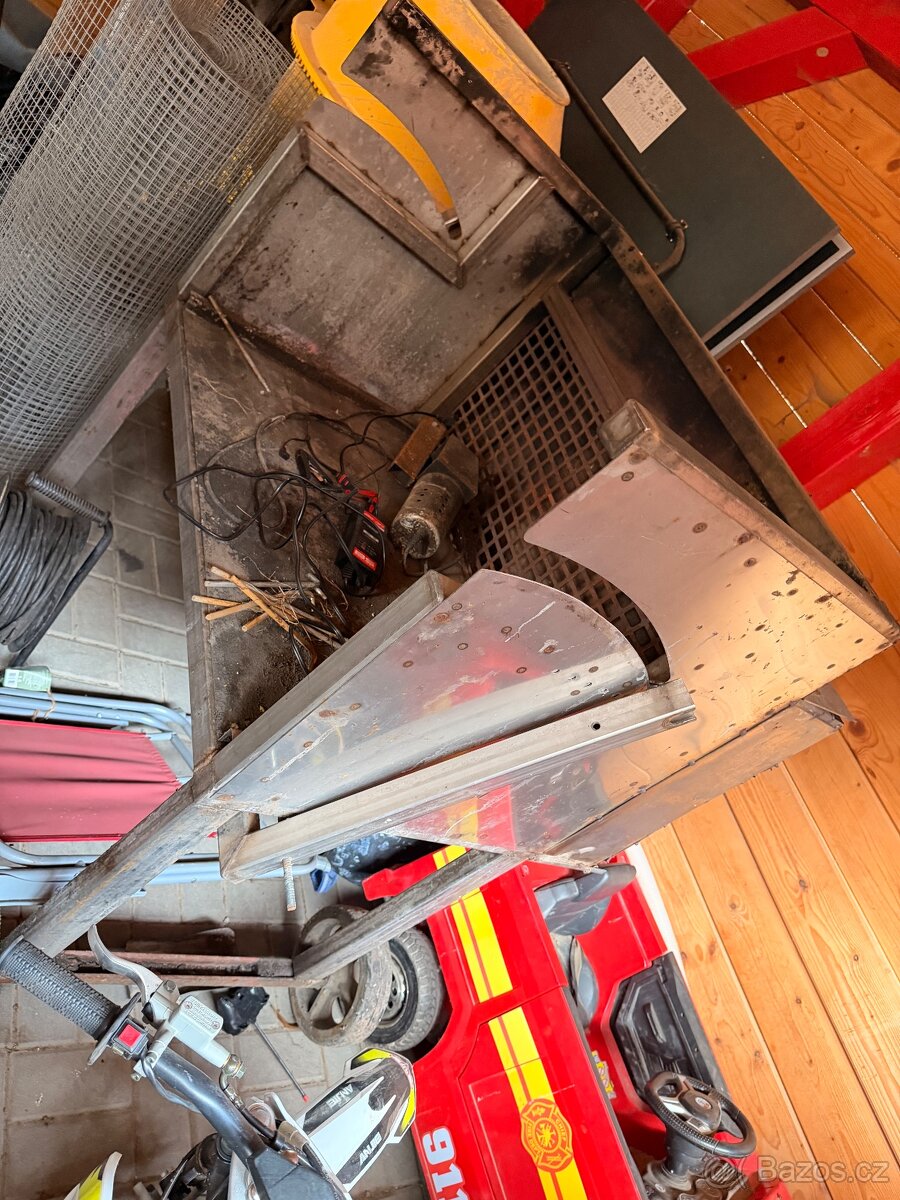 Prodám gril na sele kuřata atd