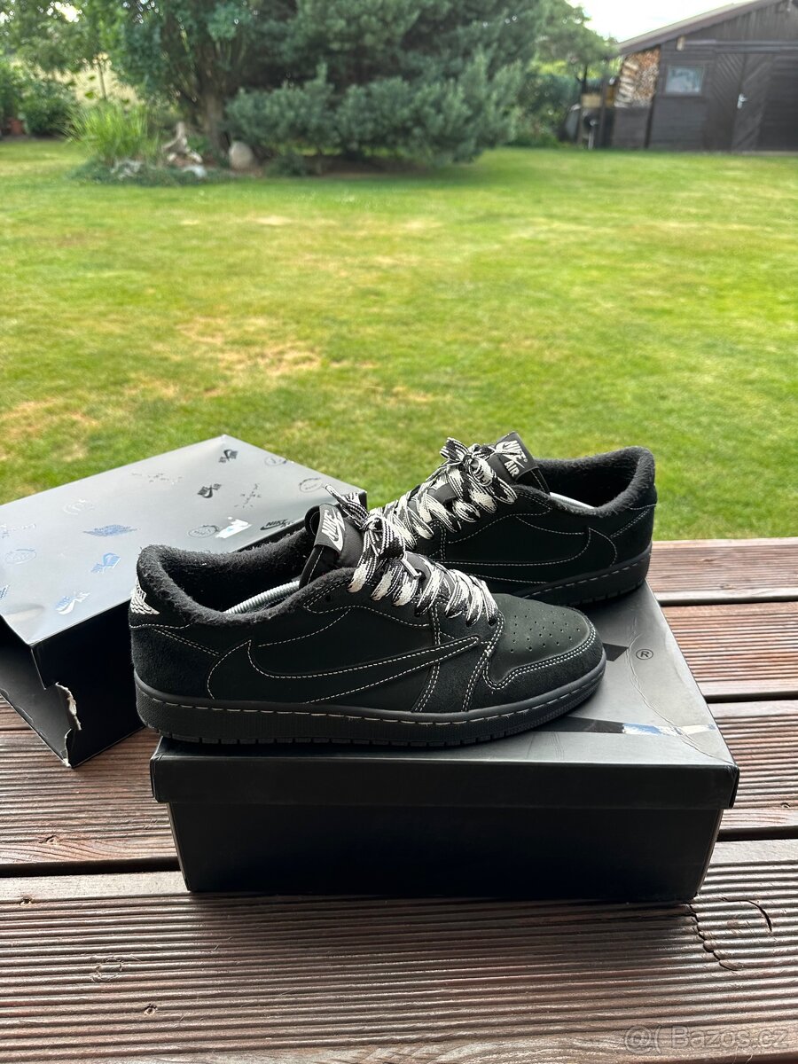 Travis Scott x AJ 1 low - Phantom