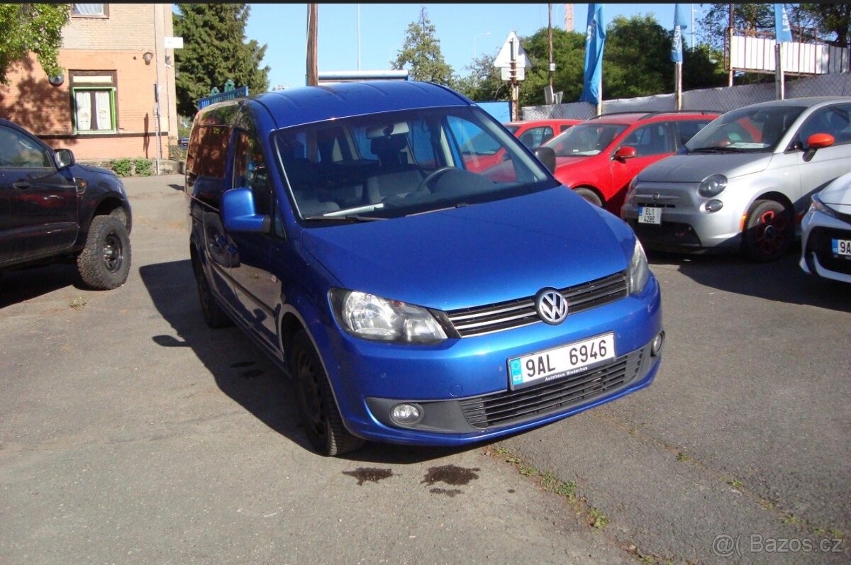 Volkswagen Caddy 1.6 TDi, Invalid úprava,rampa