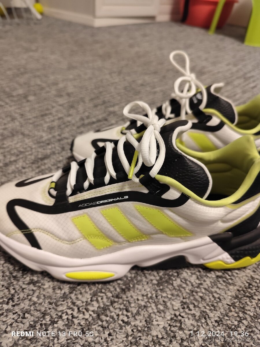 Prodám tenisky Adidas vel. 9